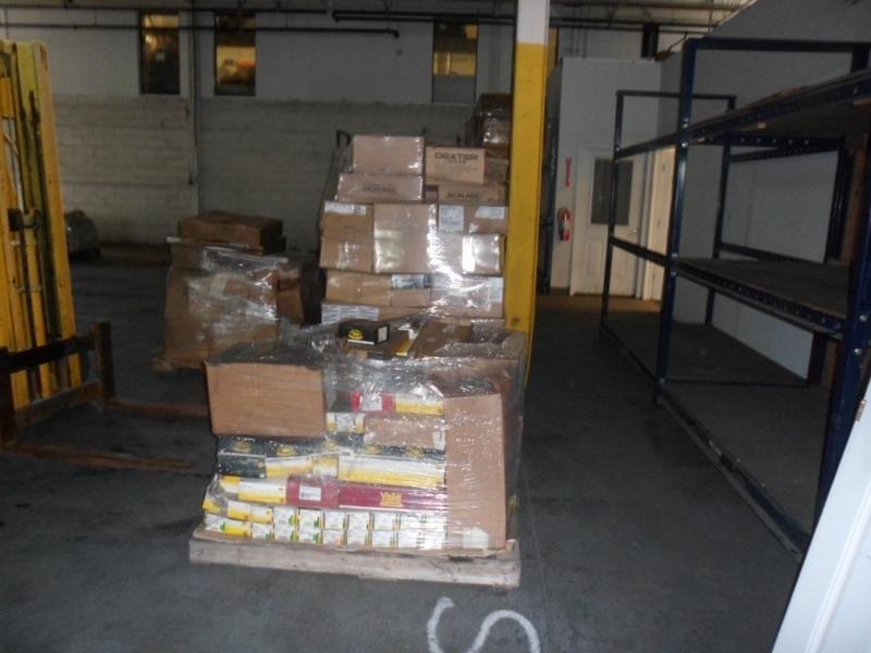 PUBLIC AUCTION: HUGE BUILDING SUPPLY & MATERIALS