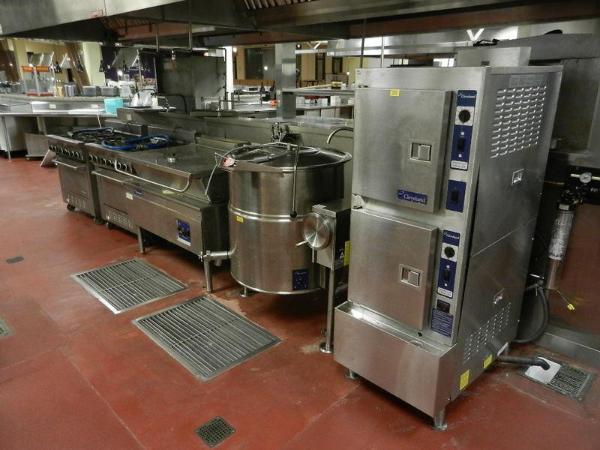 international-school-of-culinary-arts-12-kitchens-restaurant-bakery-stainless-steel-foodservice-equipment-over-1400-lots-click-photos-to-view-over-1300-images