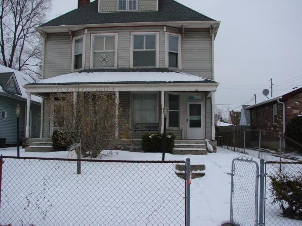 1630-e-woodlawn-ave