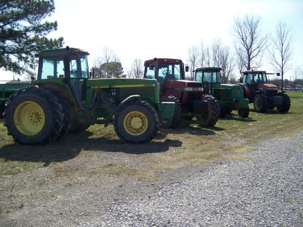 farm-equipment-auction