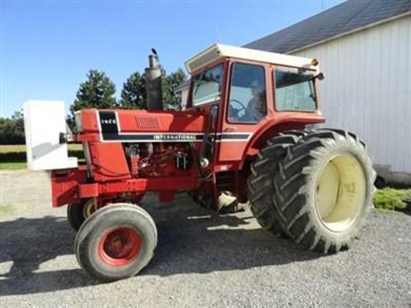 farm-equipment-auction