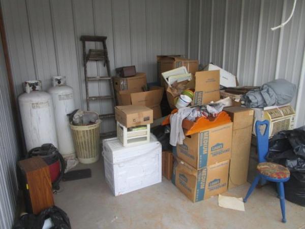 absolute-auction-contents-of-3-storage-units