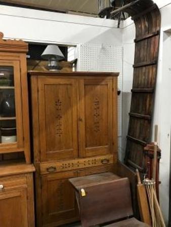looking-back-antiques-liquidation-auction