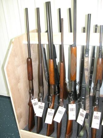 guns-pistols-collectibles-combined-estates