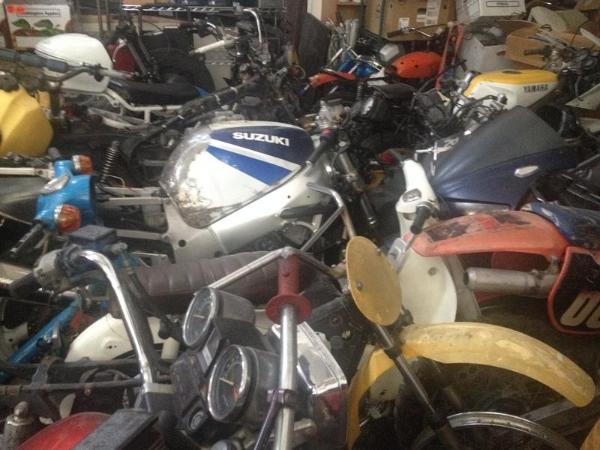 classic-motorcycles-and-parts-on-line-auction