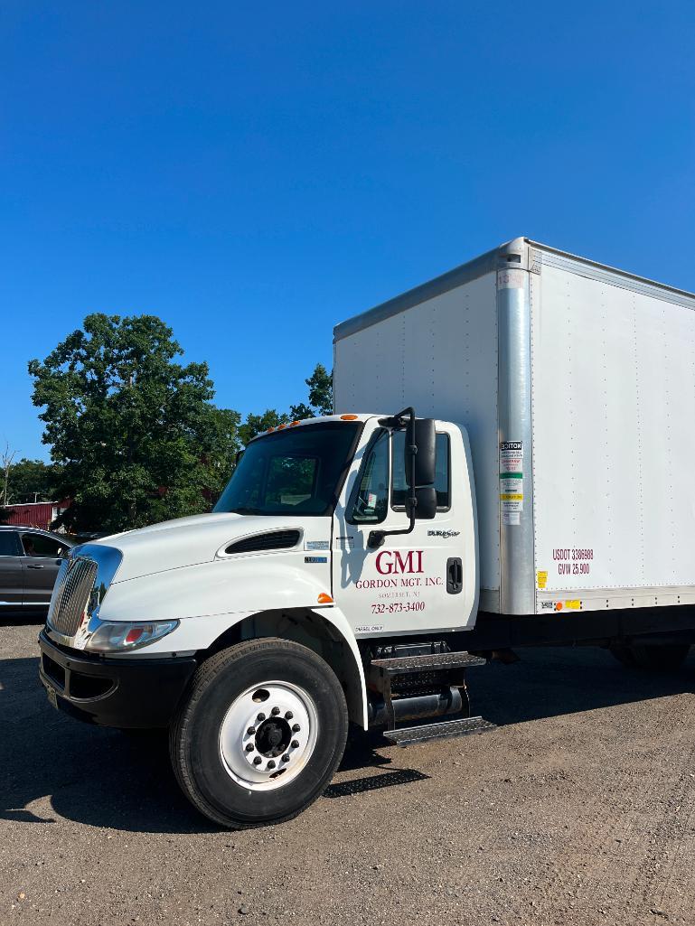 2003 International 4300 - 26ft. Box Truck, Liftgate, Only 135,266 Miles