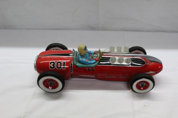 toy-advertising-cast-iron-auction