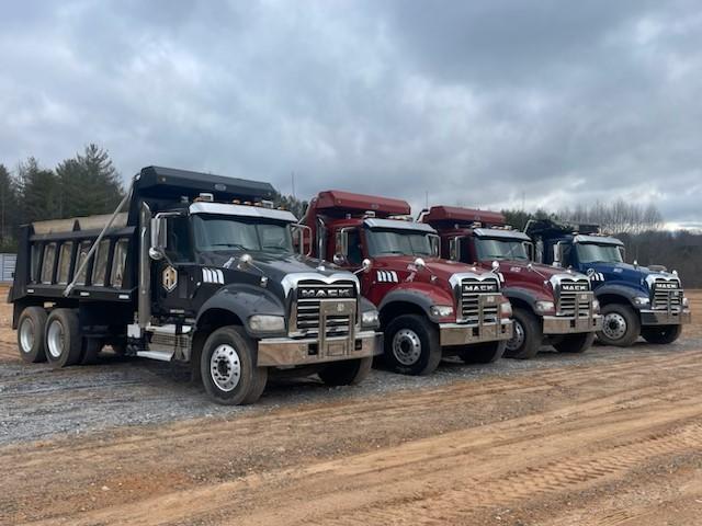 HIGH COUNTRY HEAVY EQUIPMENT TRUCK AND TRAILER PUBLIC AUCTION