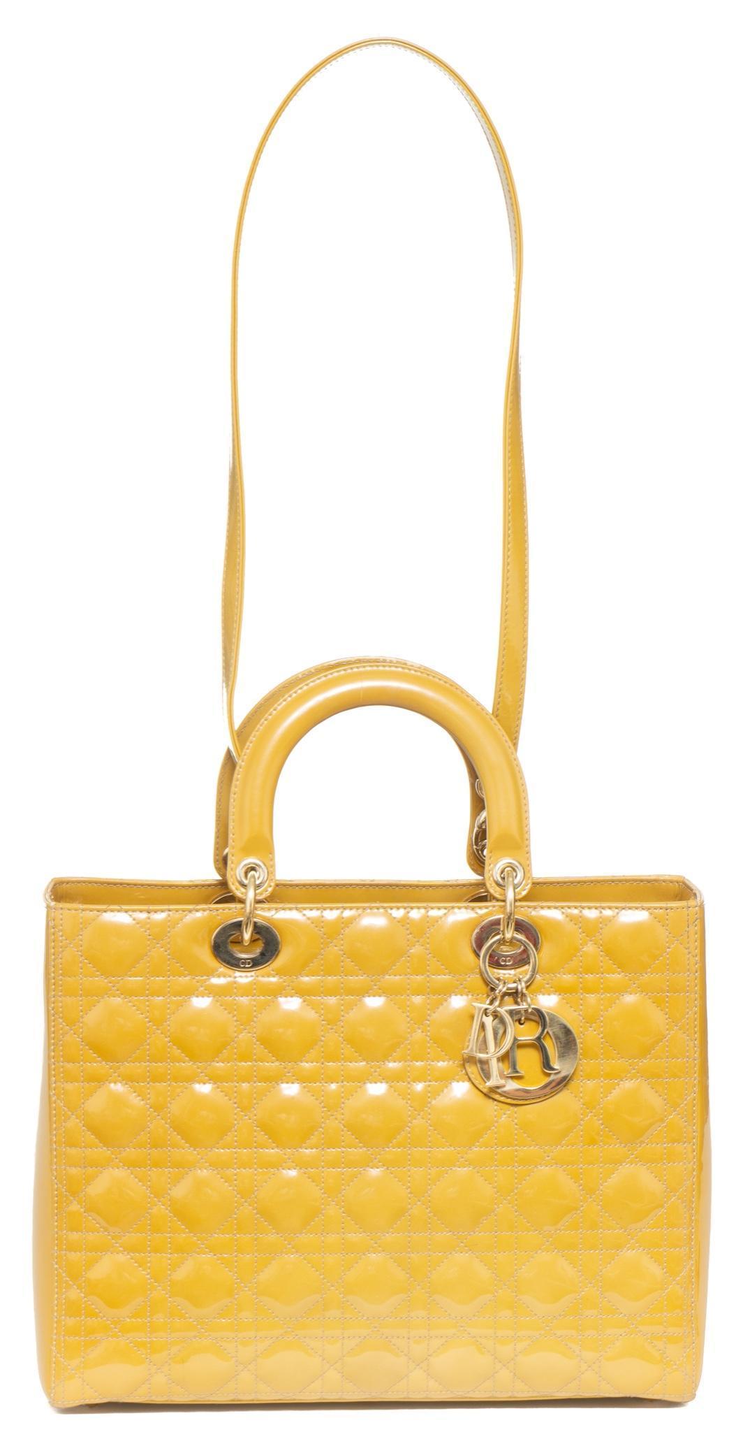 Sold at Auction: Louis Vuitton Patent Leather Crossbody Bag