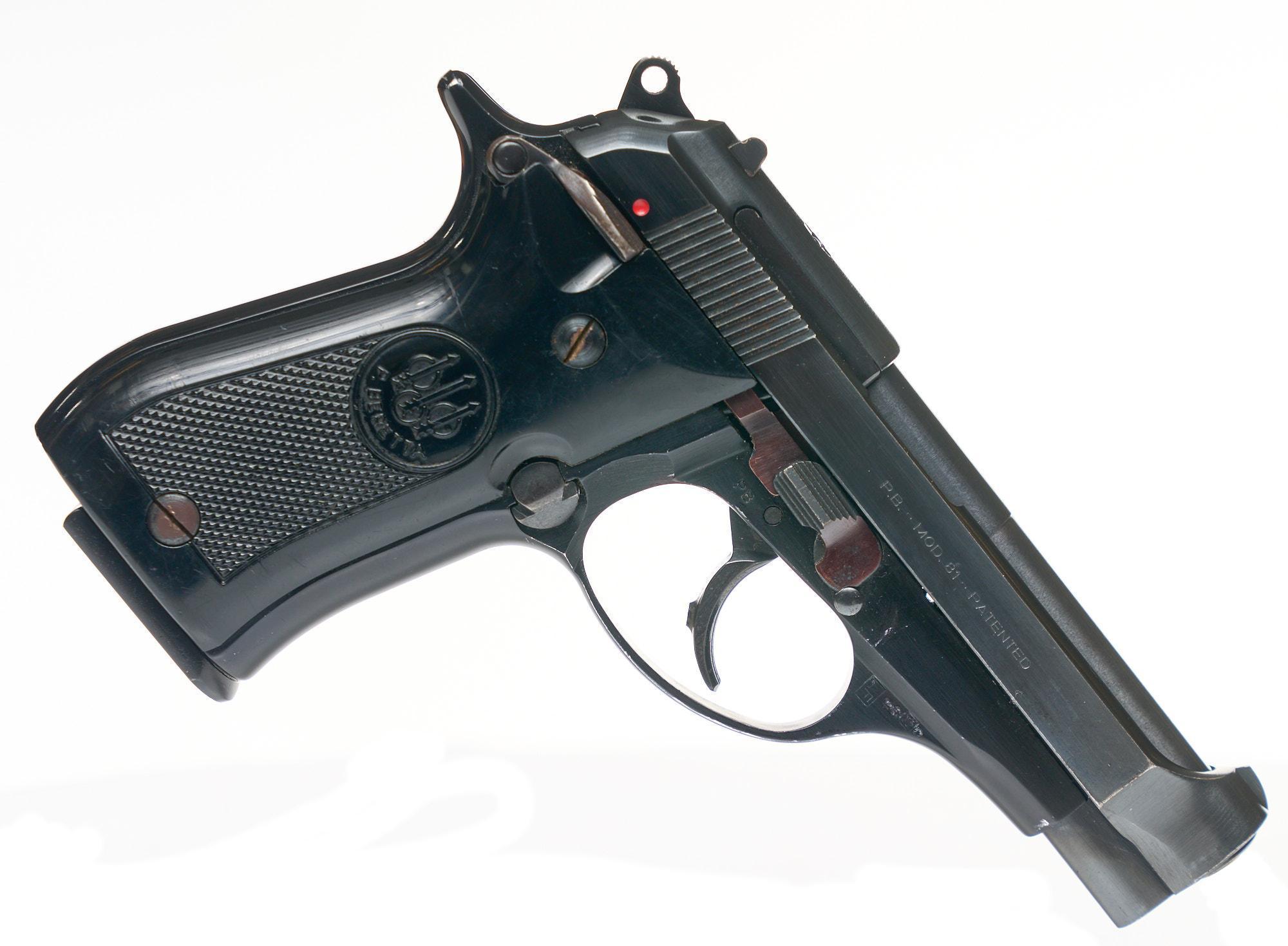 32 semi automatic pistol