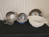 Pyrex Nested Mixing Bowls