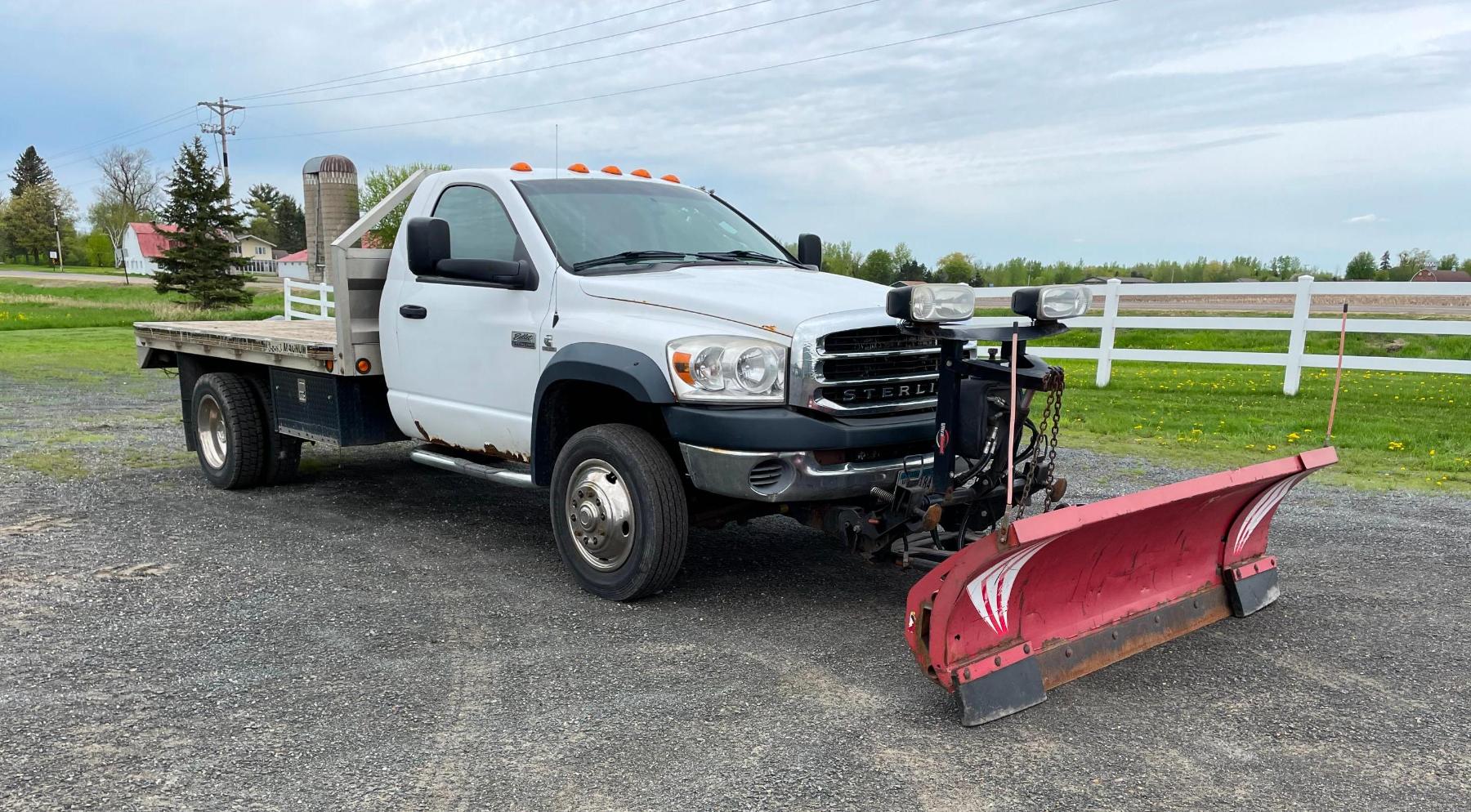 2008 Sterling Bullet 4WD With Western Wide-Out 8' - 10' Plow