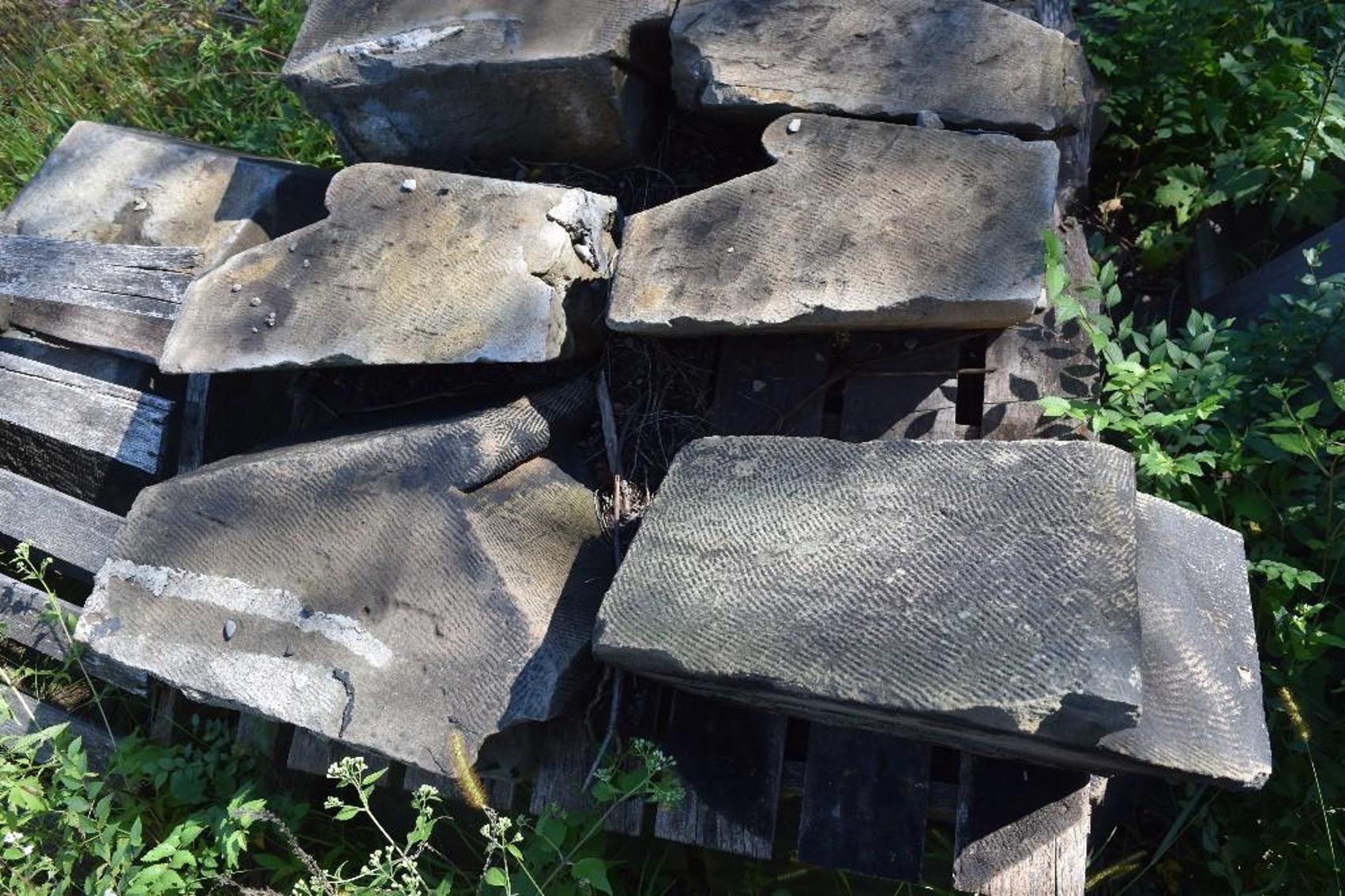 Vintage Stone and Paver Auction