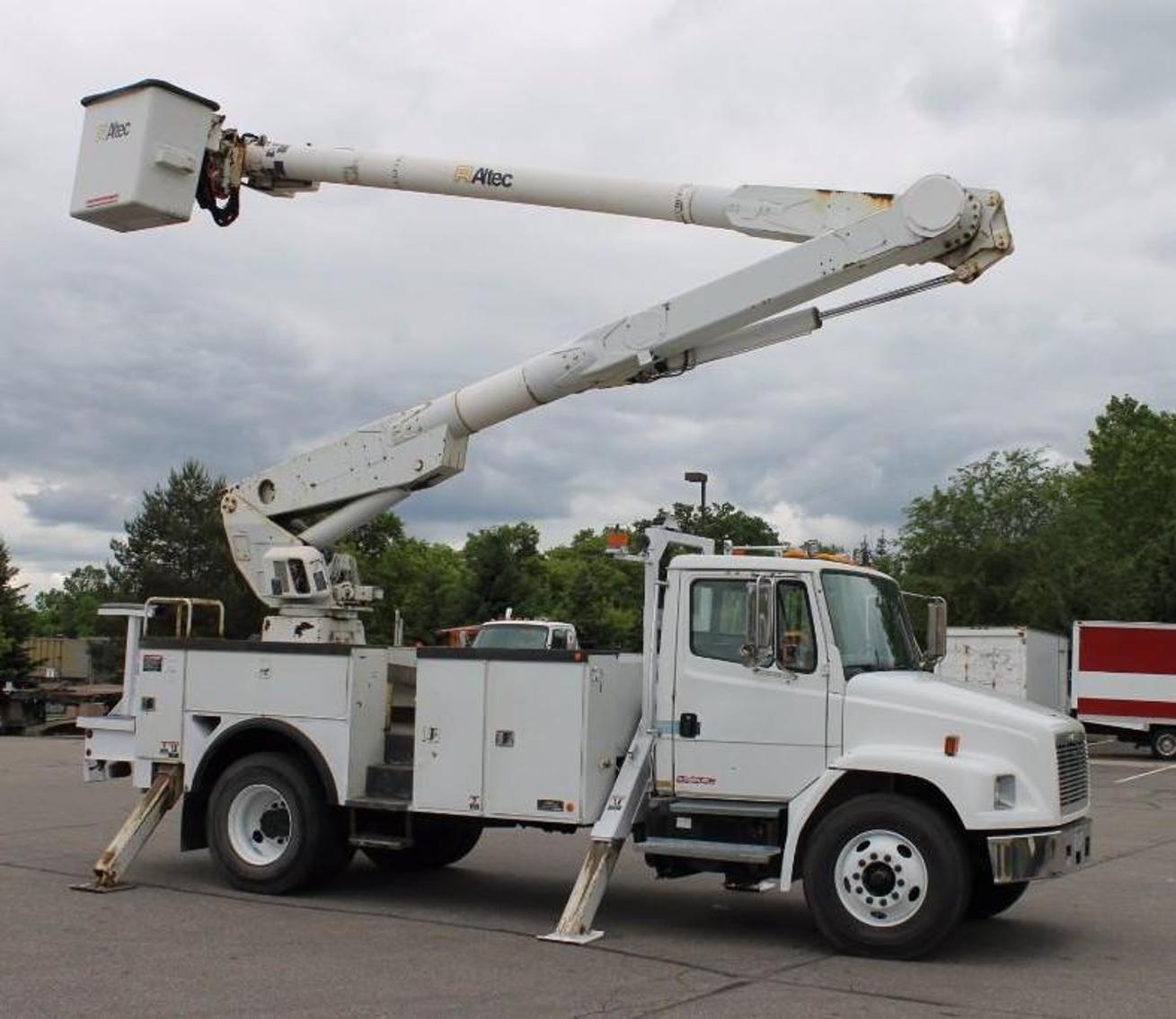 Boyer Truck & Equipment June Auction