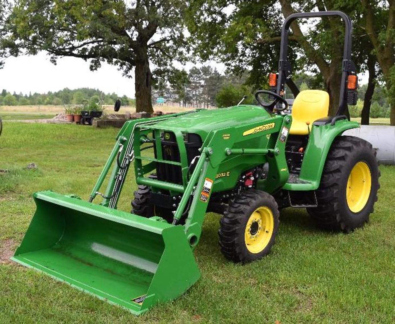 JD 3032E Tractor With Loader, JD 2320 HST With Mower & Loader, Jeep CJ7