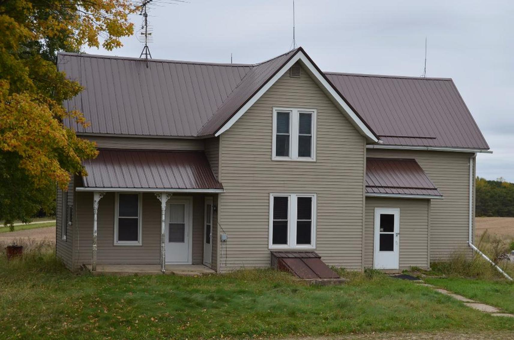 House on 2 Acres - Stockholm, WI