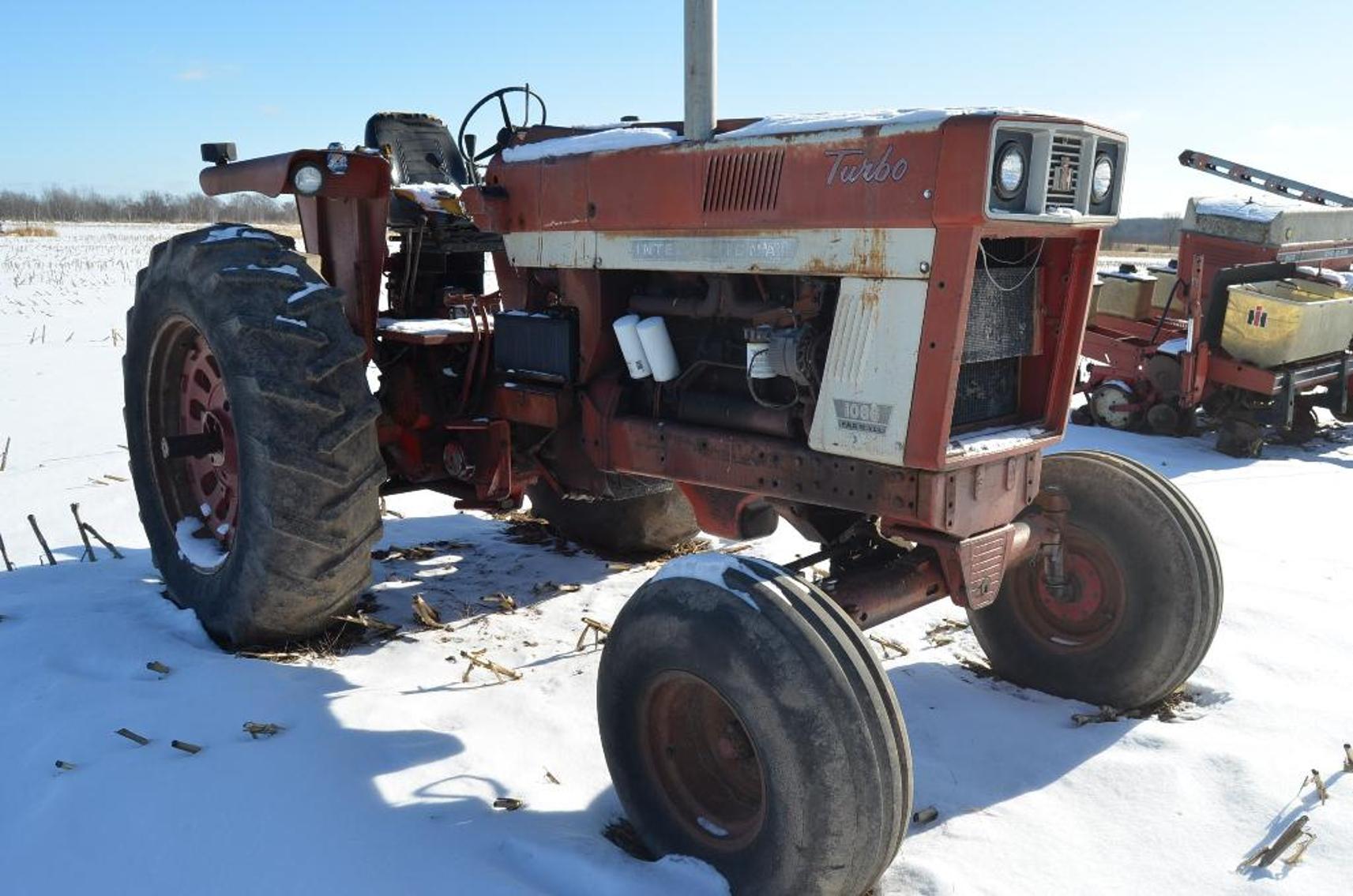 IH Tractor - Barko Feller Buncher - Farm Equipment