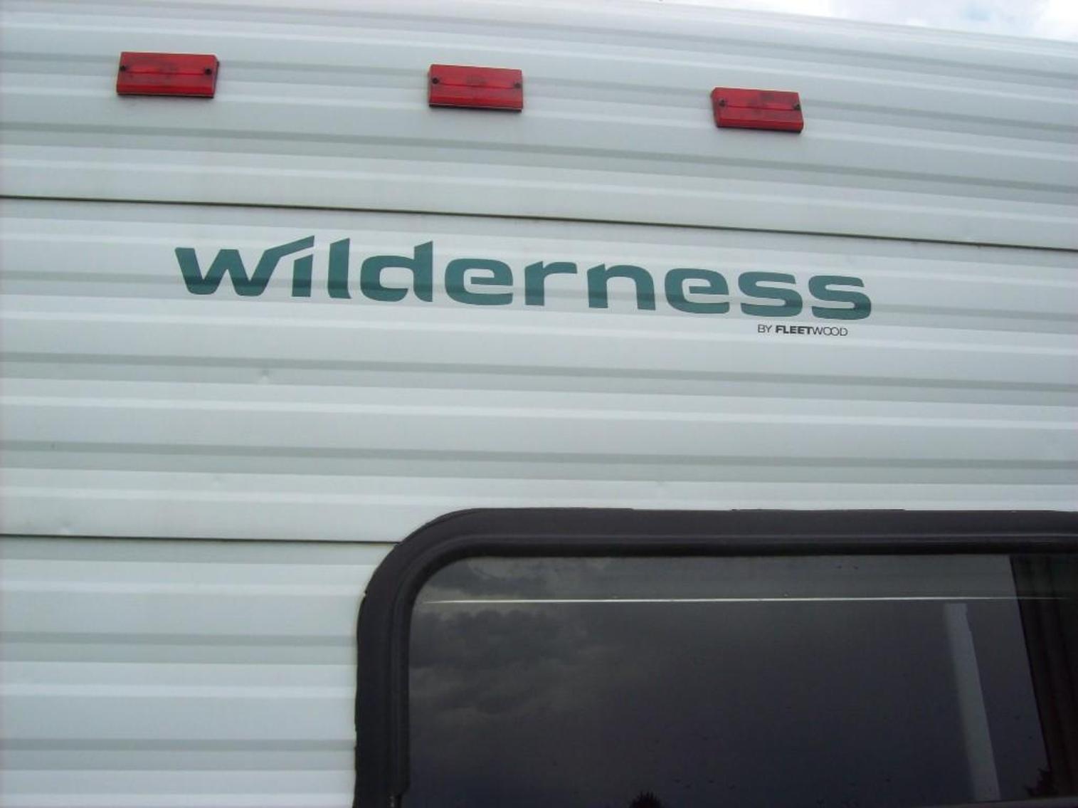 1995 Wilderness 35' Travel Trailer