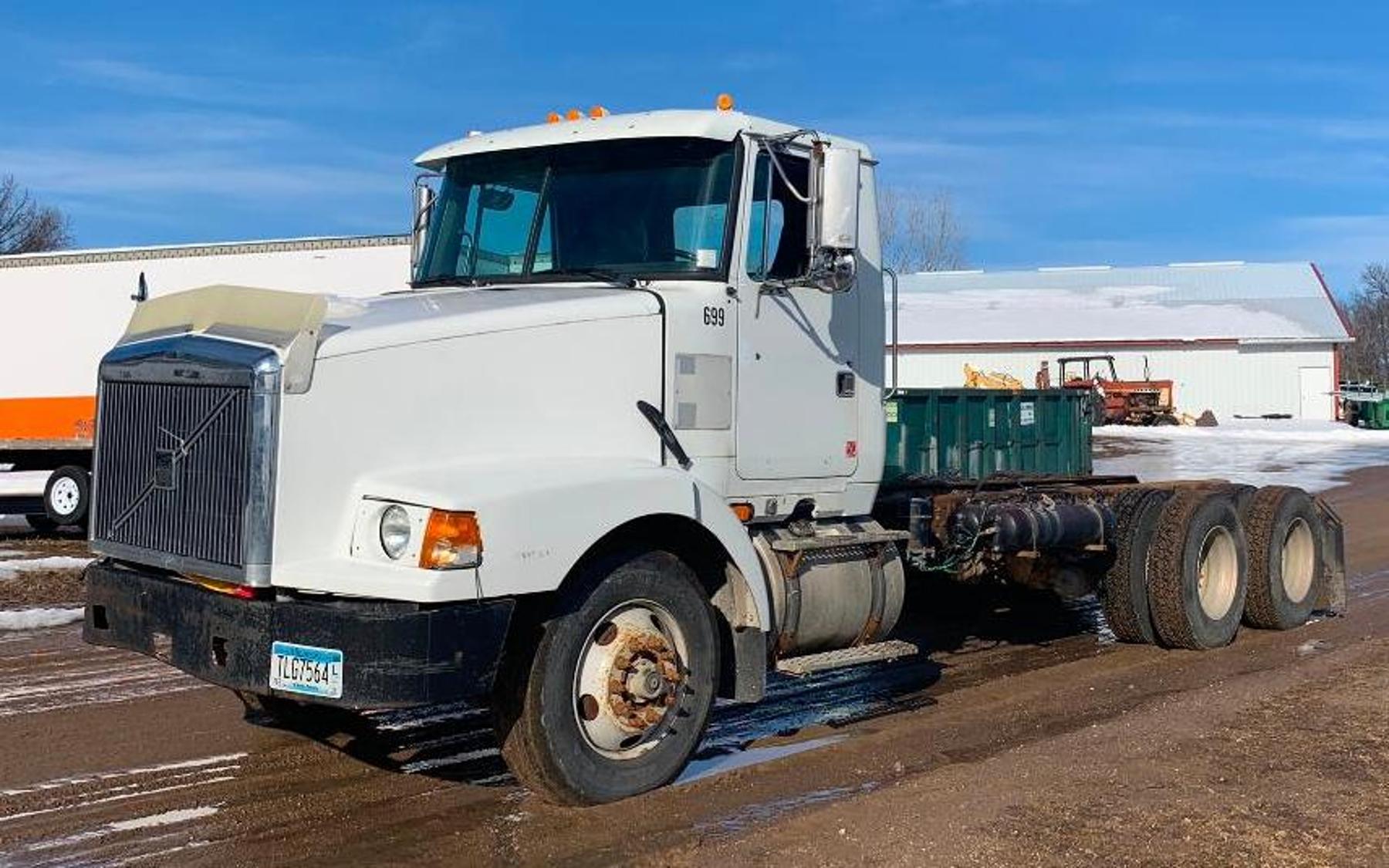 1997 Volvo WCA64T Long Double Frame