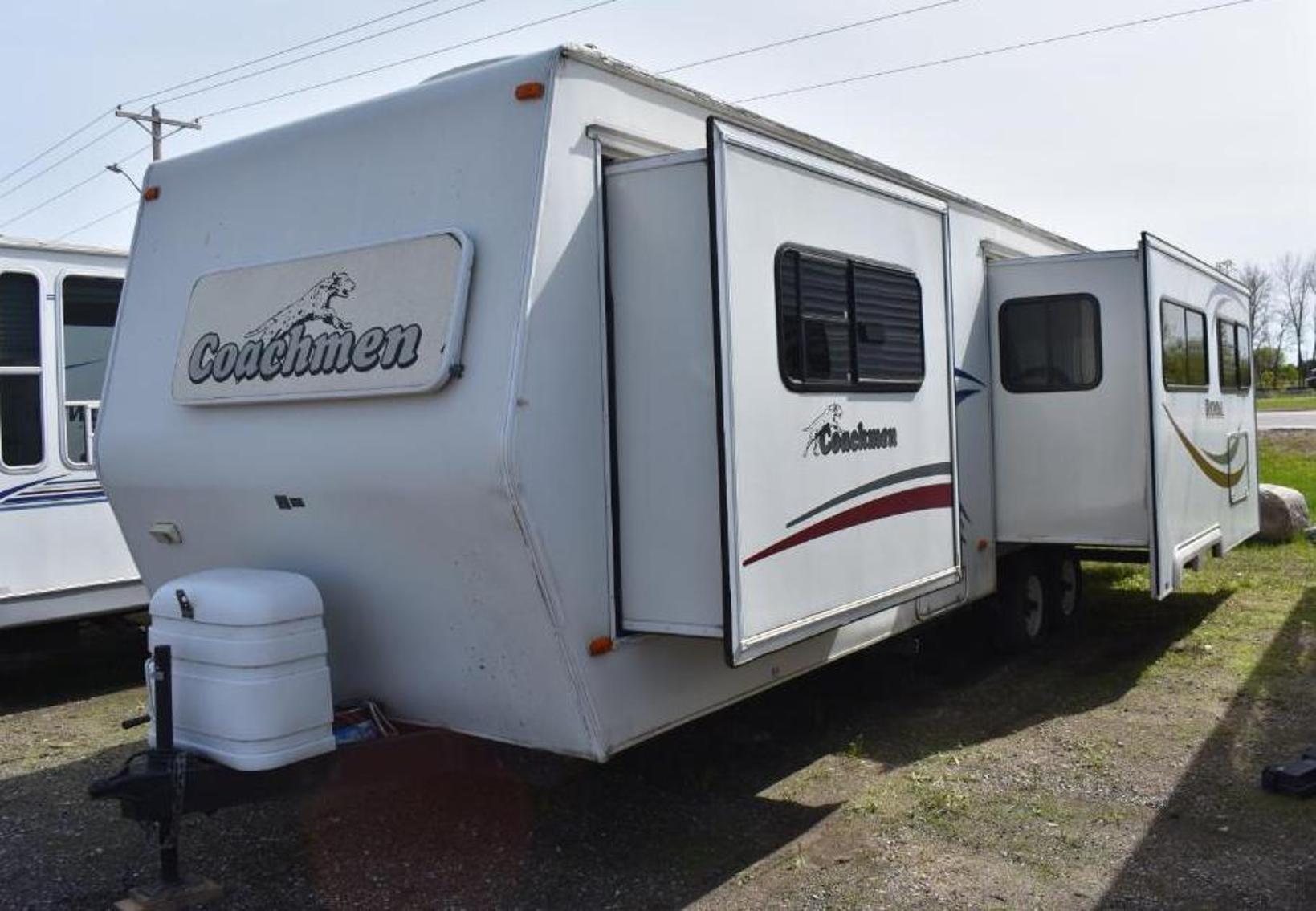 (9) Travel Trailers and (5) 5th Wheels
