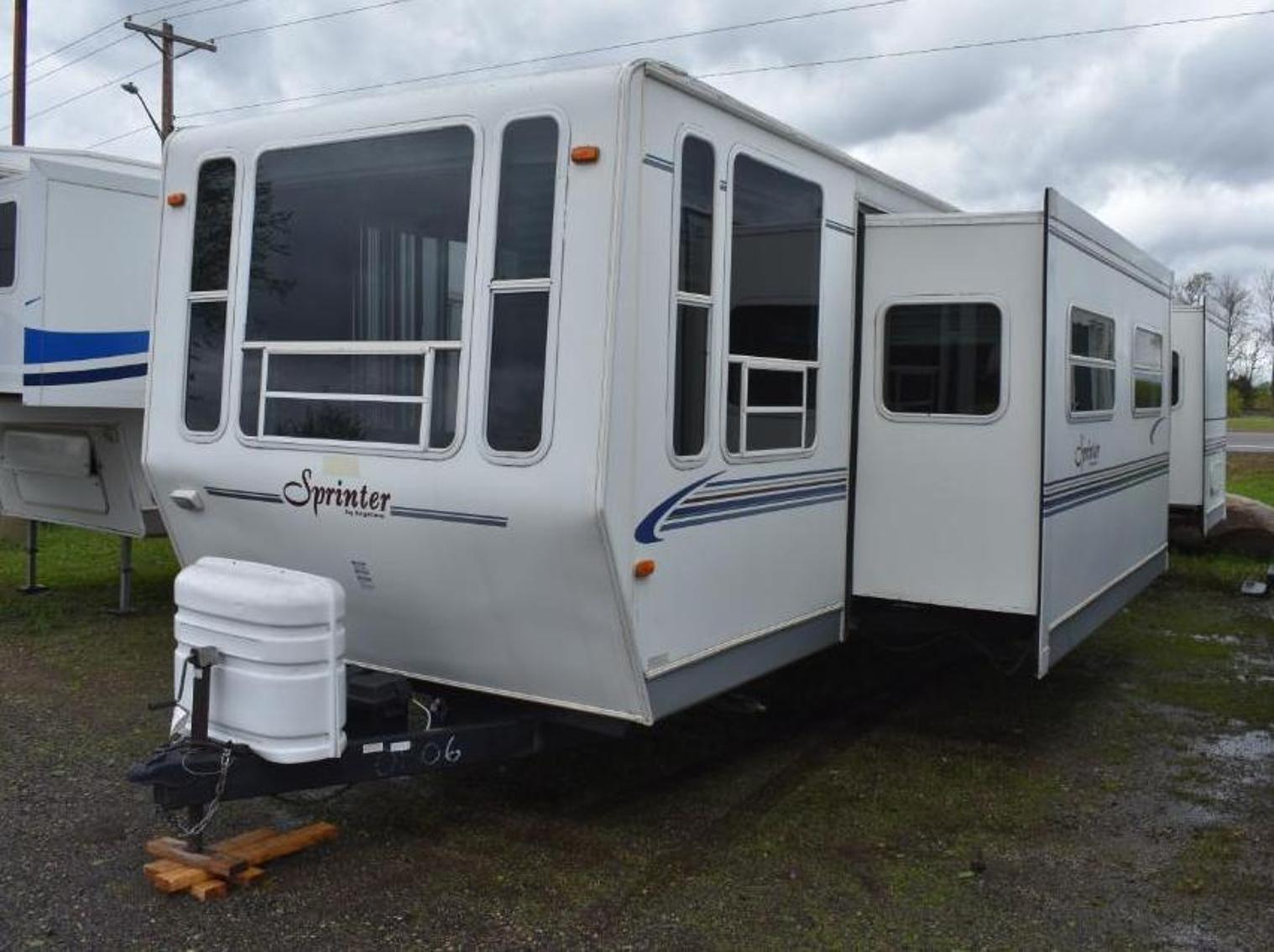 (9) Travel Trailers and (5) 5th Wheels