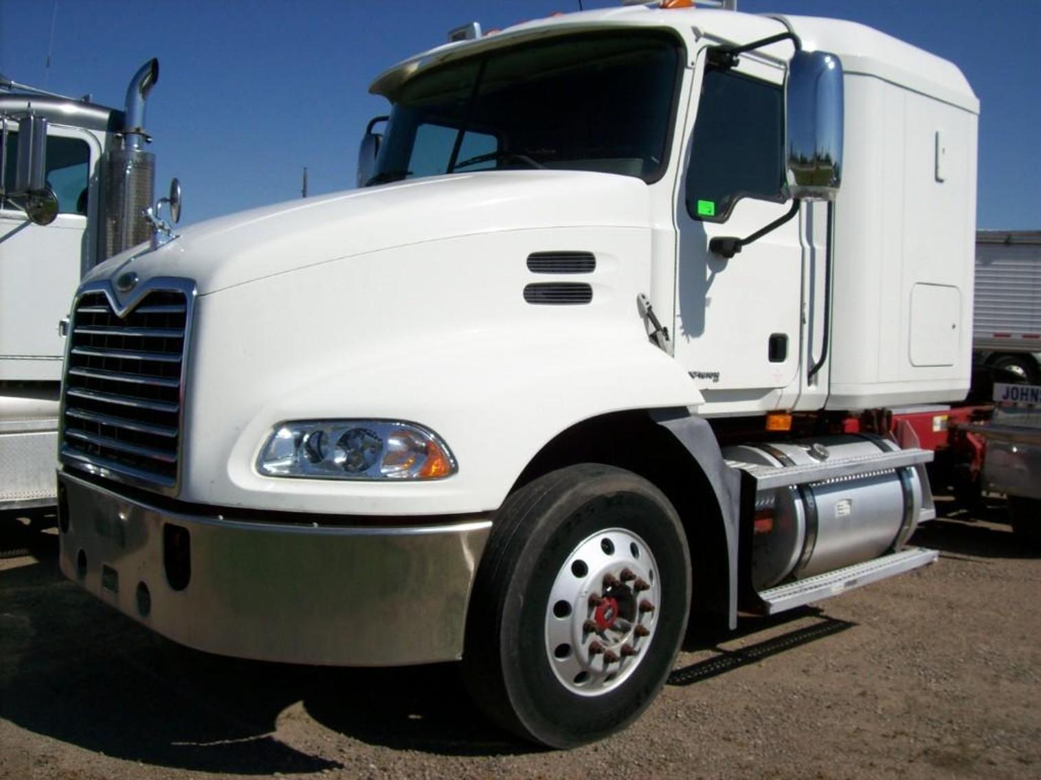 Dawson Truck Parts Excess Equipment: Trucks, Trailers, Pickups and More