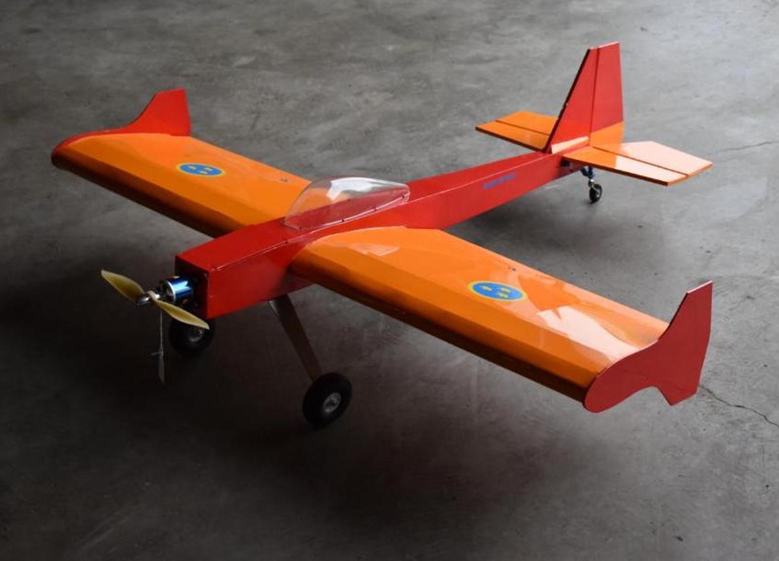 (6) RC Airplanes