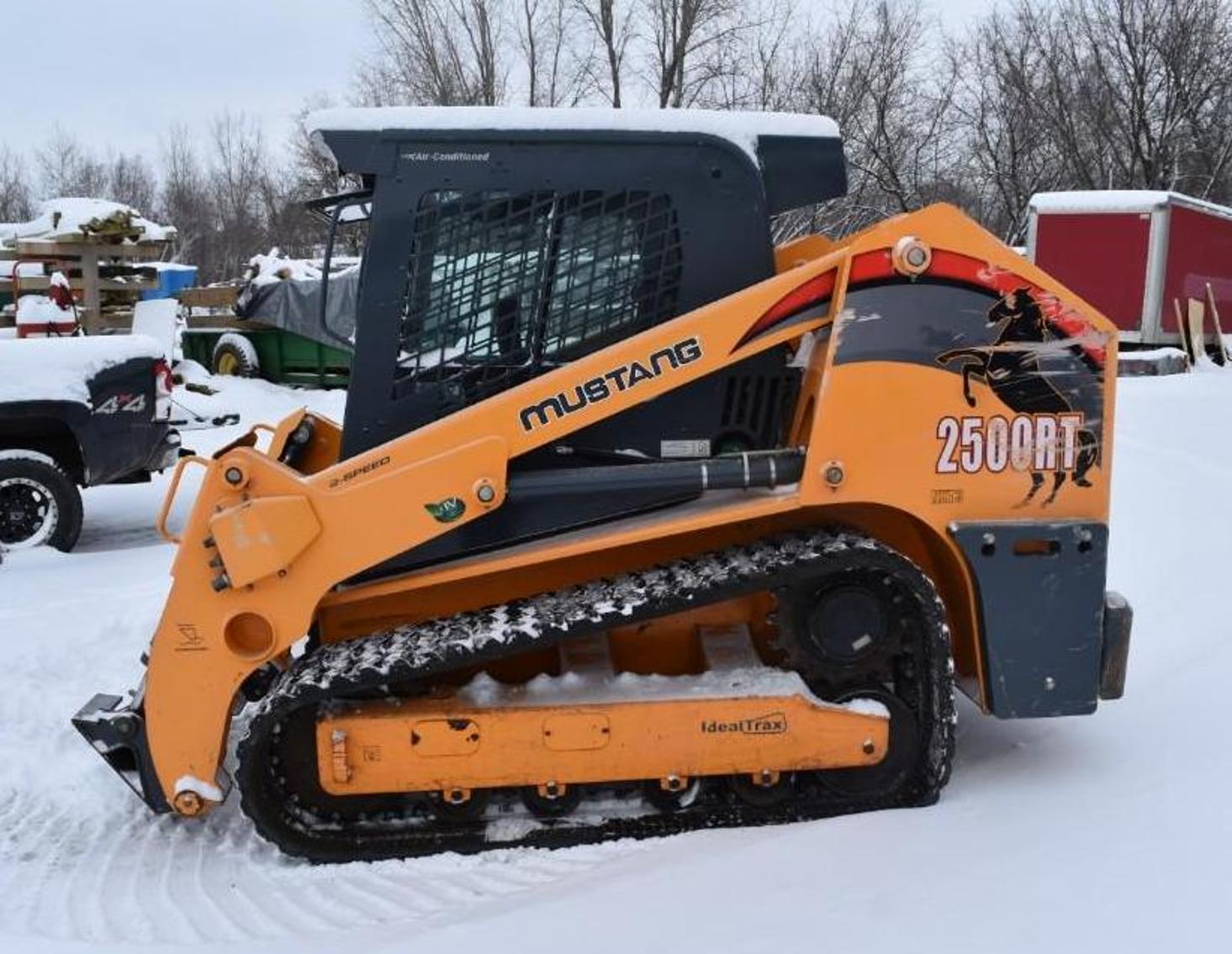 2016 Mustang 2500RT NXT3 Track Skid Loader