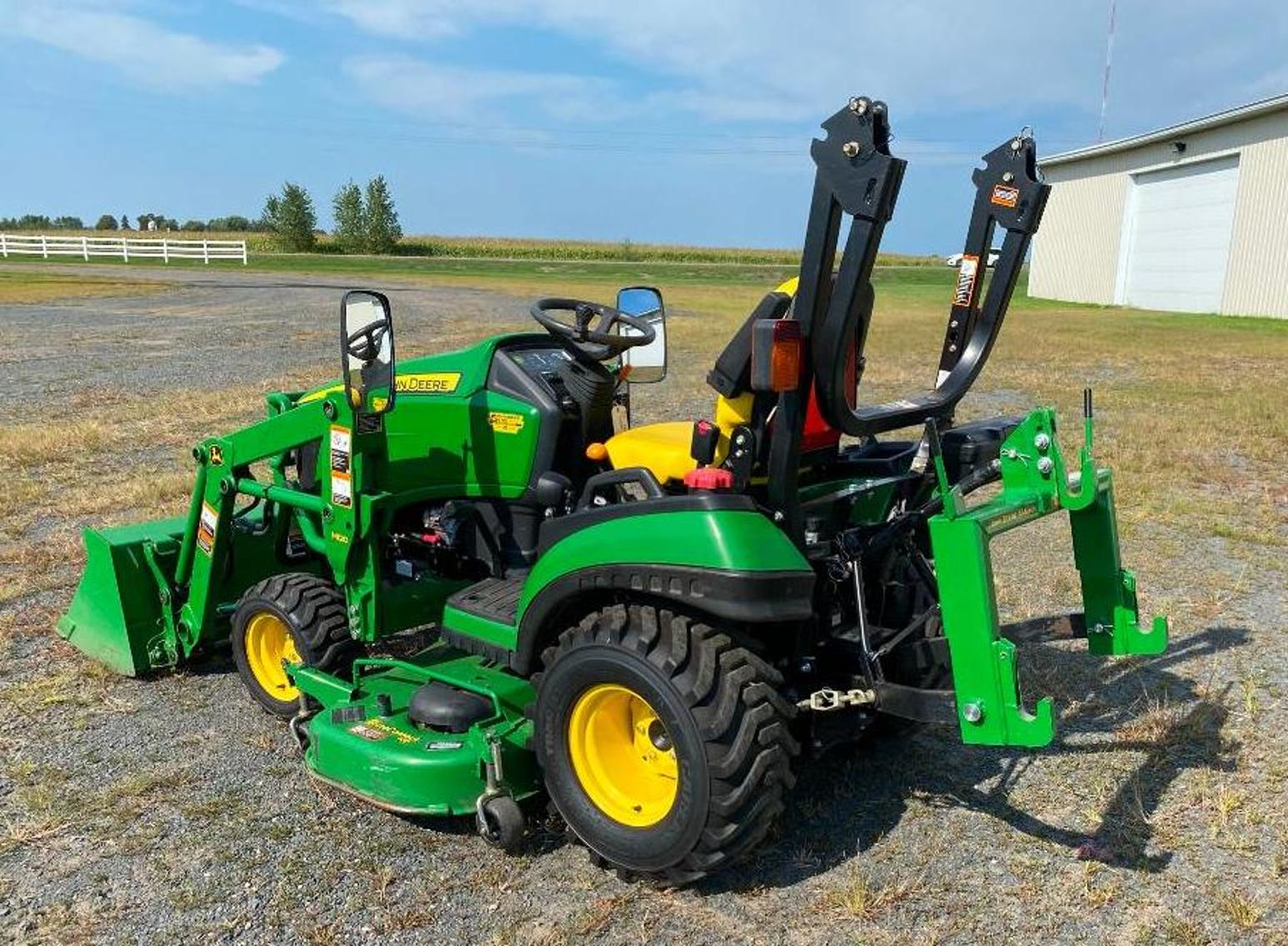 John Deere 1026R Garden Tractor & Attachments