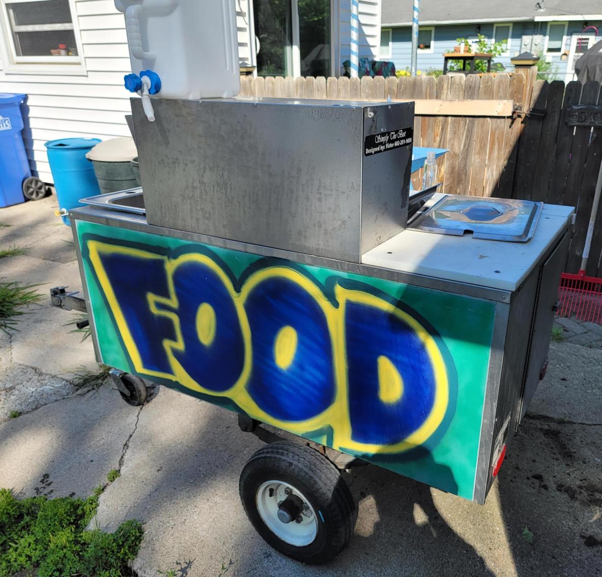 Hot Dog Stand & Surplus Restaurant Equipment: Fargo, ND