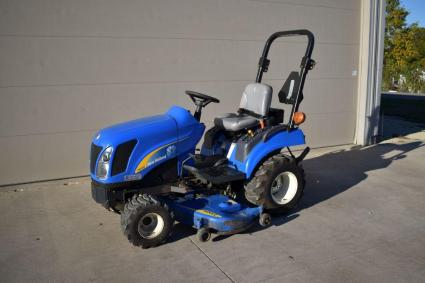 new-holland-t1030-awd-compact-tractor-499-hours-diesel-60-mower-deck-540-pto-hydro
