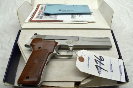 smith-wesson-model-622-semi-auto-22-cal-revolver-with-box-sn-uba0437
