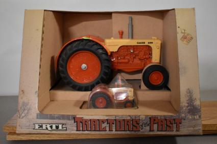 ertl-case-600-tractors-of-the-past-with-box-1-16