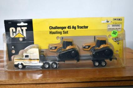 ertl-cat-challenger-45-ag-tractor-hauling-set-with-package