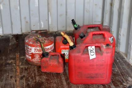 8-gas-cans-plastic-b-metal