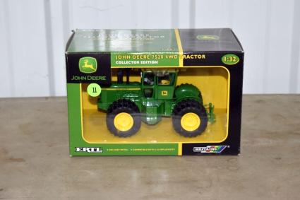 ertl-britains-john-deere-7520-4wd-tractor-collectors-edition-with-box-1-32nd