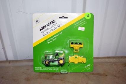 ertl-john-deere-425-lawn-garden-tractor-with-snow-blower-and-mower-deck-on-card-1-32th