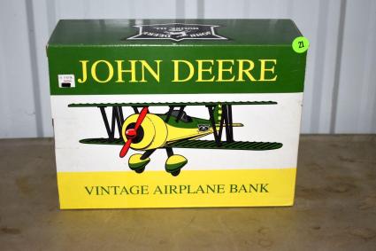 liberty-spec-cast-john-deere-vintage-airplane-bank-in-box