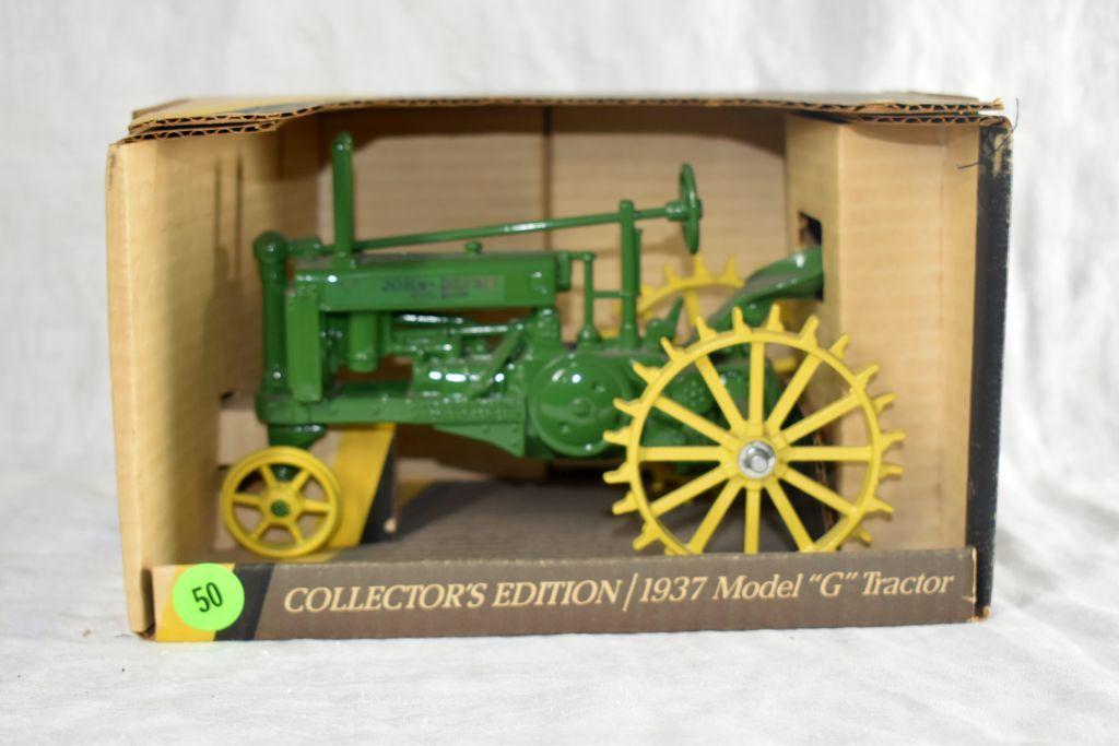 John Deere 1937 Model G Tractor 1/16 Collector Edition 
