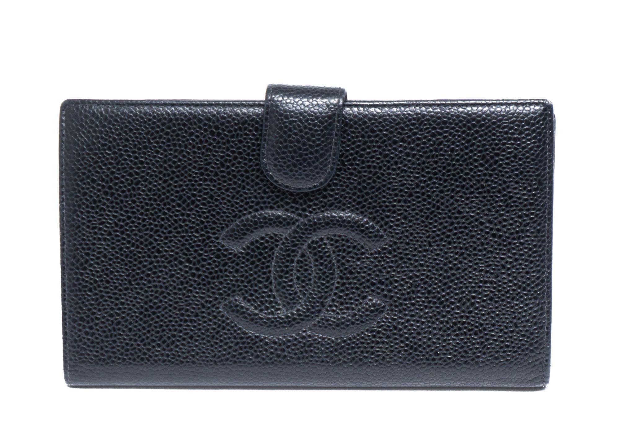Chanel Logo Long Bifold Flap Wallet | Vogt Auction
