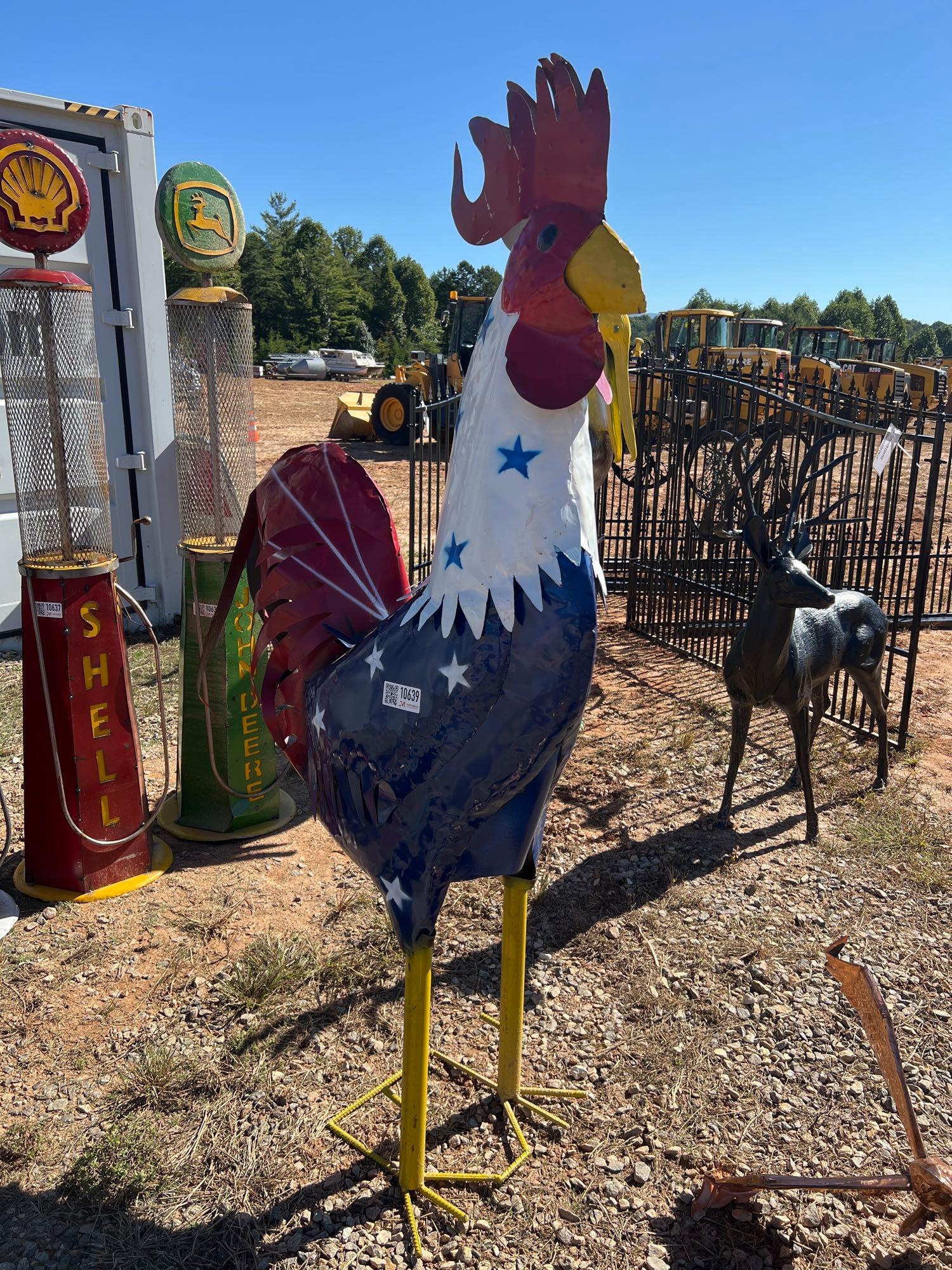 ROOSTER YARD ART