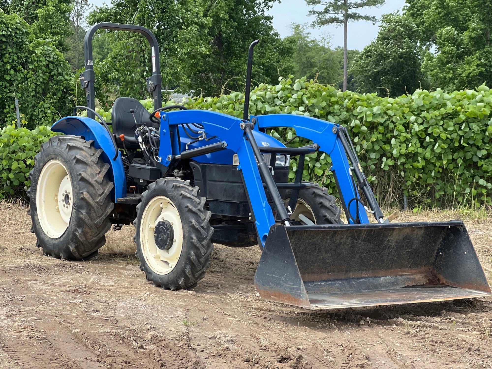 NEW HOLLAND WORK MASTER 45 TRACTOR SN 6219810 OPEN