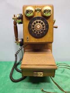 replica-working-wall-mount-telephone