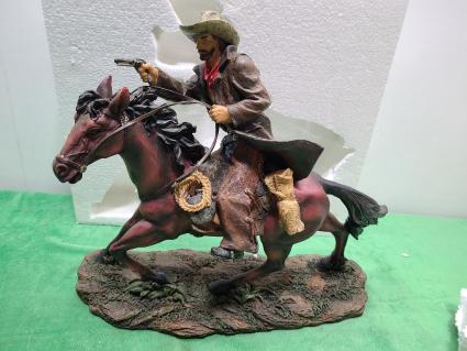 ceramic-outlaw-cowboy-figurine