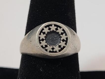 sterling-silver-ring-5-3g-w-stars-size-9