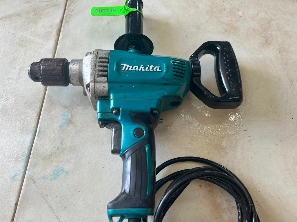 MAKITA DS4012 1/2IN. ELECTRIC SPADE HANDLE DRILL