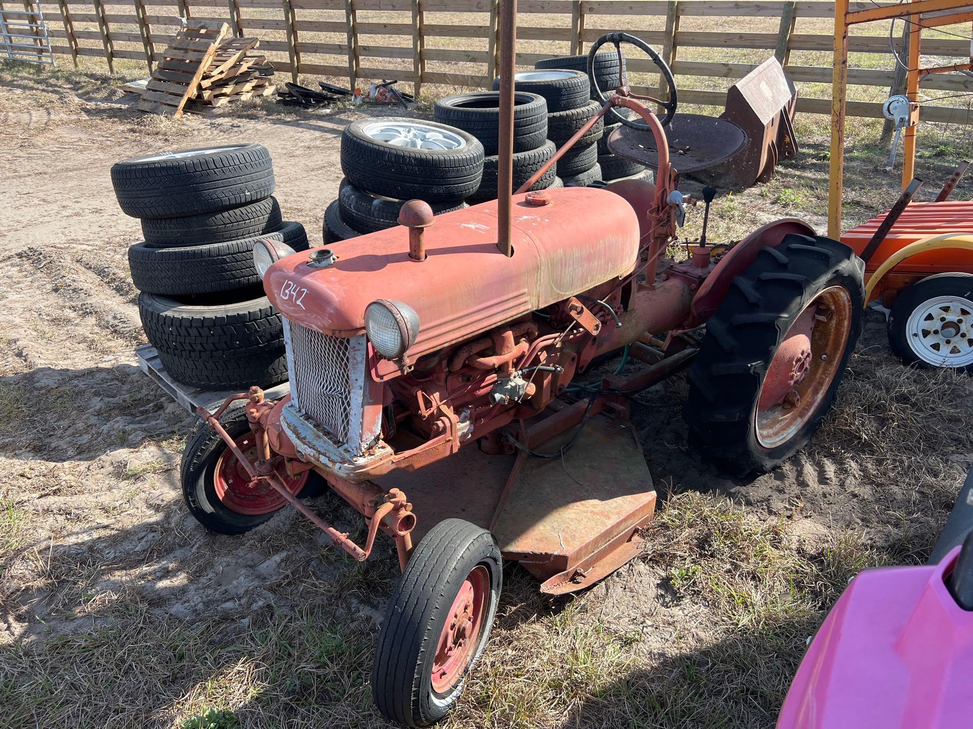 FARMALL TRACTOR UTILITY TRACTOR With Mowing Deck.