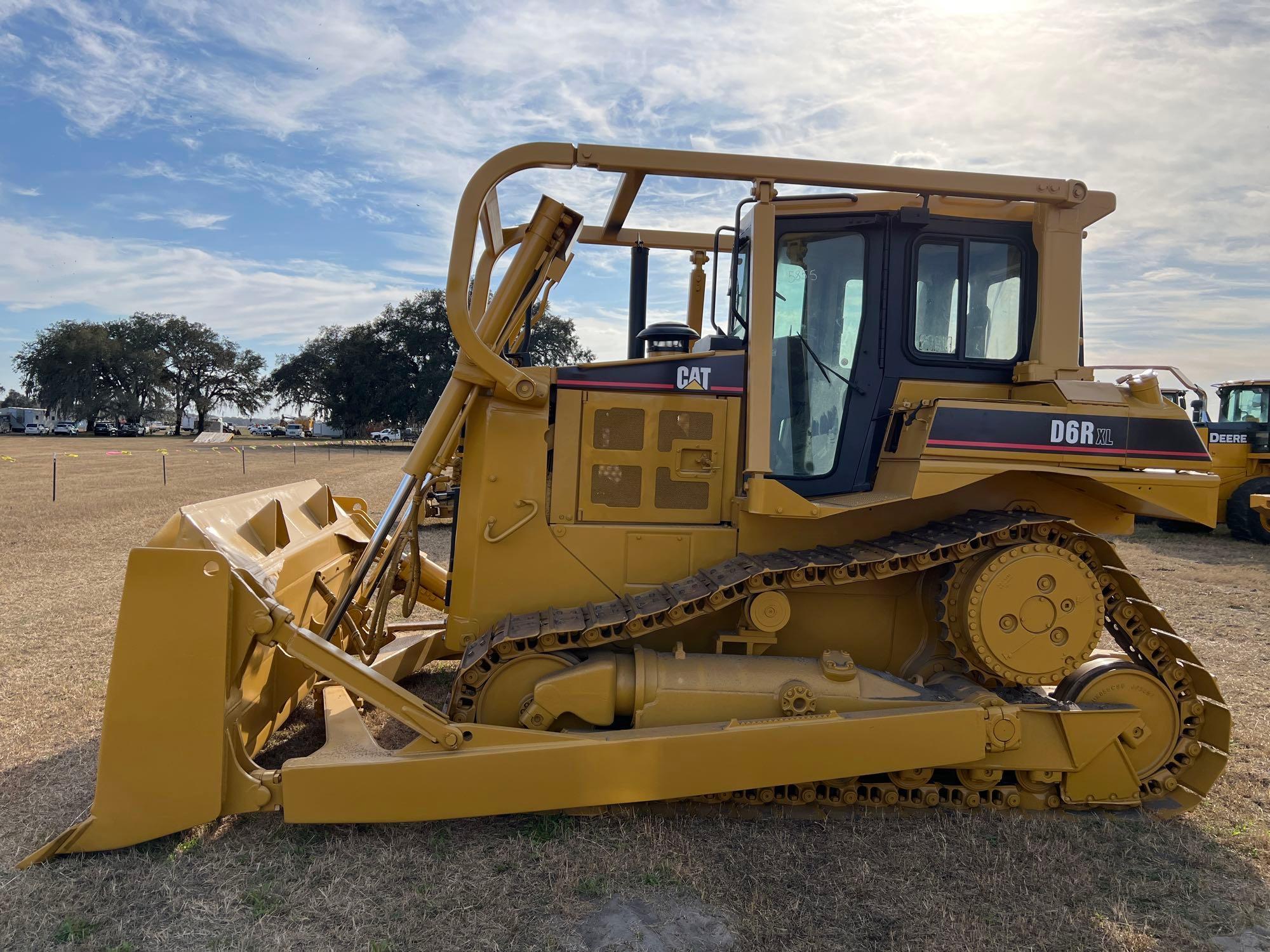 CAT D6R CRAWLER TRACTOR SN:5LN00722 Powered By Diesel