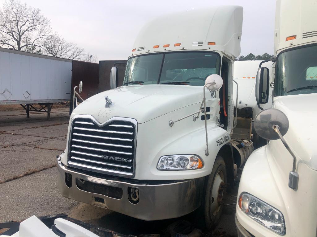 2015 MACK CXU613 TRUCK TRACTOR VN:44957 Powered By