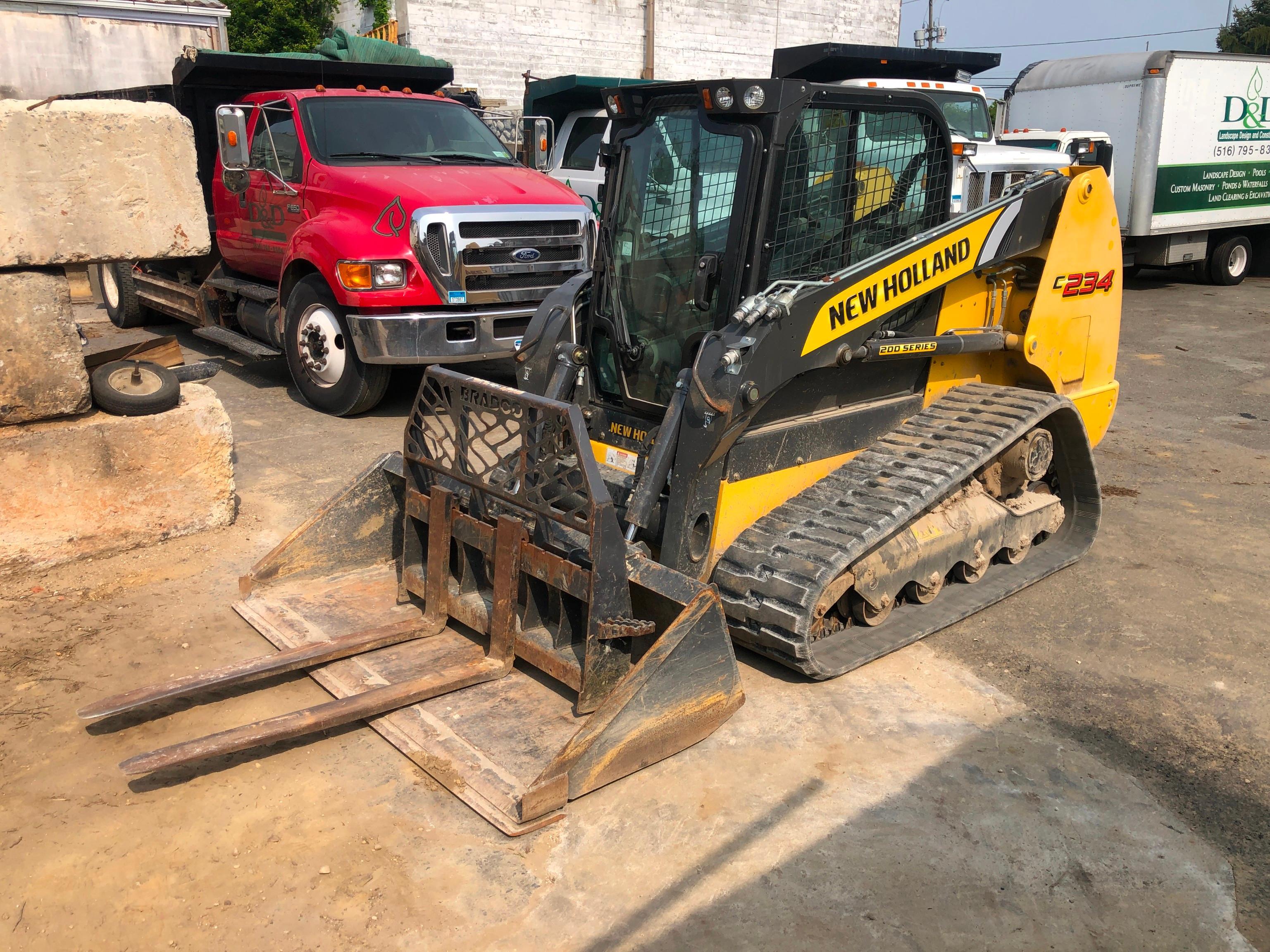 2018 NEW HOLLAND C234 RUBBER TRACKED SKID STEER